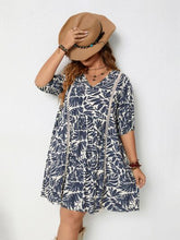 Load image into Gallery viewer, Plus Size Printed V-Neck Half Sleeve Mini Dress
