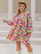 Load image into Gallery viewer, Plus Size Printed V-Neck Balloon Sleeve Mini Dress
