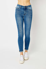 Load image into Gallery viewer, Judy Blue Full Size Cuffed Hem Skinny Jeans
