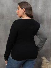 Load image into Gallery viewer, Plus Size Two-Tone Surplice Neck Sweater
