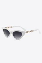 Load image into Gallery viewer, Chain Detail Cat-Eye Sunglasses
